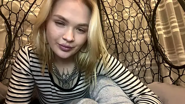 Živý XXX chat MichaelaStruckhoff