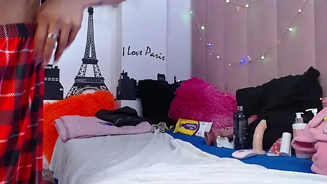 sara_caplerx's Live XXX Chat