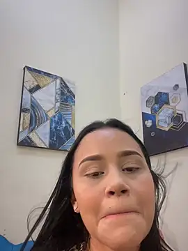 IriaLux's Live XXX Chat