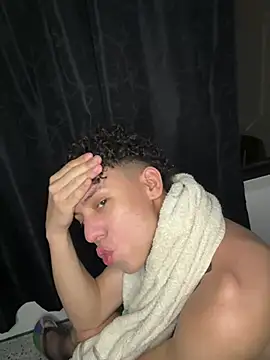 Chat +18 de yoursexyjose ao vivo