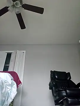 Chat XXX ao vivo de oliviaprettypussy