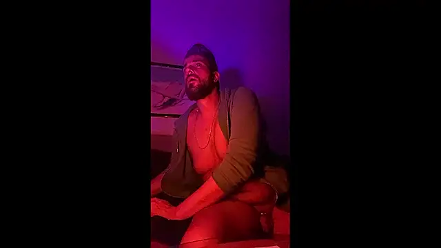 Онлайн чат XXX Guyst049