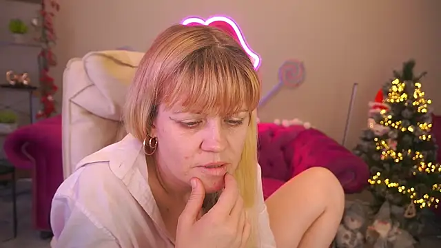 BellaLaPetit 现场XXX聊天