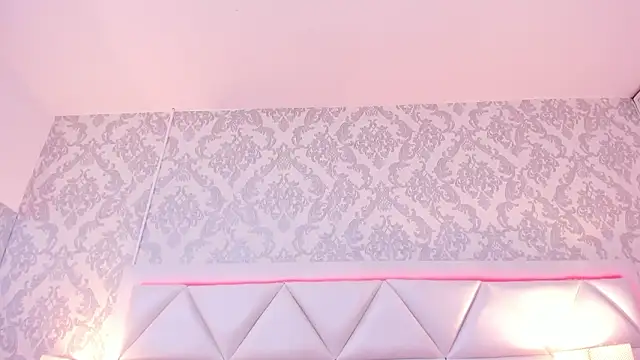 GabyMoreau 现场XXX聊天