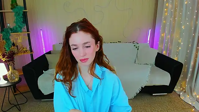 ChristinaConteeree's Live XXX Chat