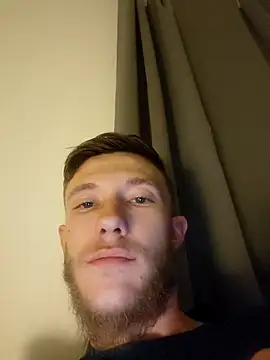 แชท XXX สดของ Andreas2335