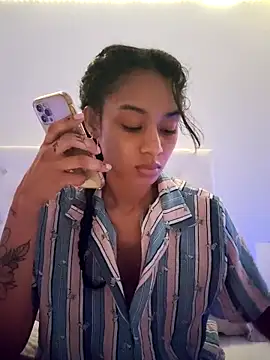 Leaberrry 现场XXX聊天