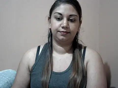 Chatroom XXX en direct de bellachow10