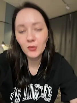 Kiss_My_Body's Live XXX Chat