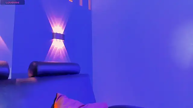 دردشة KimiDeep الجنسية المباشرة