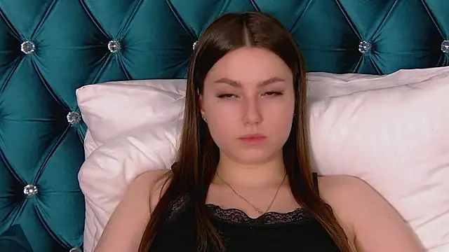 AliceMoreno Live XXX Chat