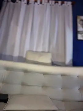 PeachRyder élő XXX-chatje