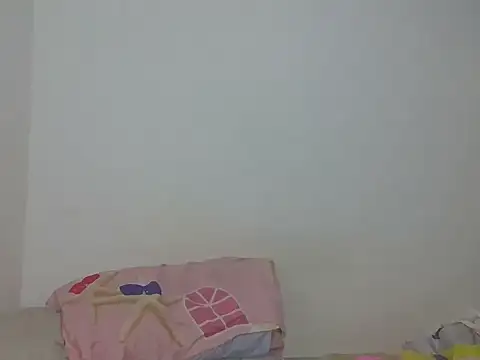 Zyeiii Adlı Modelin Canlı XXX Sohbeti