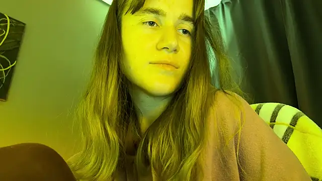 kleya_ Adlı Modelin Canlı XXX Sohbeti