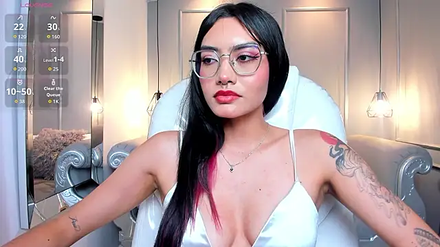 AzuraKindong Adlı Modelin Canlı XXX Sohbeti