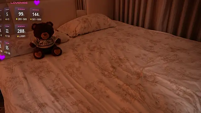 Lilly_Colins' Live XXX Chat