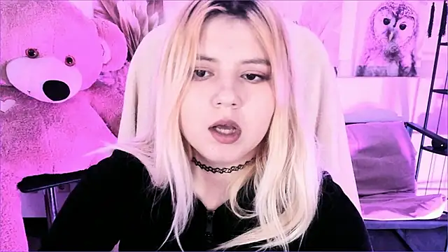 Онлайн чат XXX DiaAngell