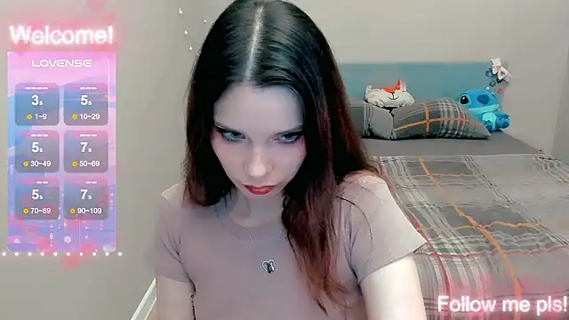 دردشة Kitten_Alissa الجنسية المباشرة