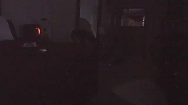 yiauana Chat XXX in diretta