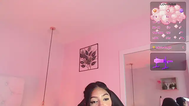 Liv20_'s Live XXX Chat