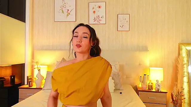 ZamphyraNighttのライブXXXチャット