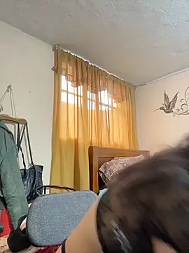 latinfemale 现场XXX聊天