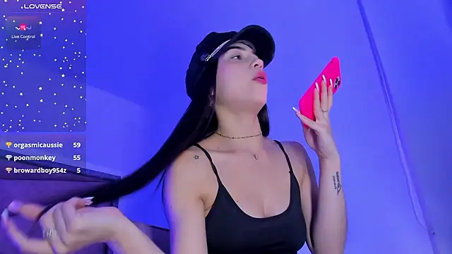 FaloonRoussel's Live XXX Chat