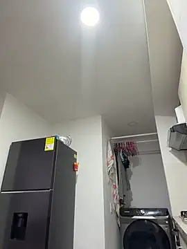 violeta365 即時 XXX 聊天