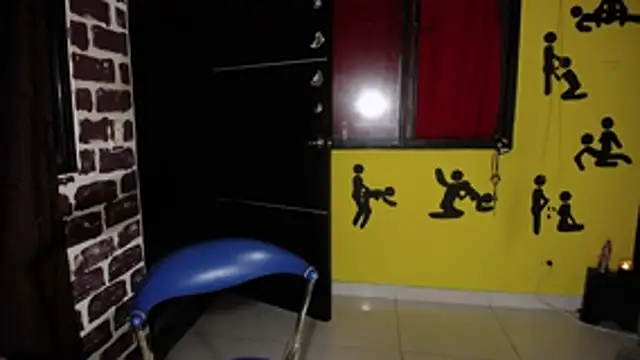 Онлайн чат XXX samrocker_sex