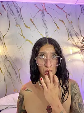 Scaarlettfox Chat XXX live