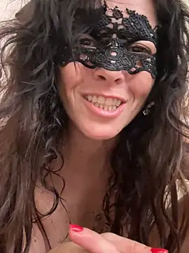 EmySkinny85's Webcam Show