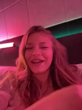 AnastasiaAniess' Live XXX Chat