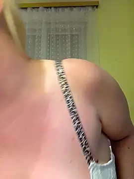 Mayci1984's Live XXX Chat