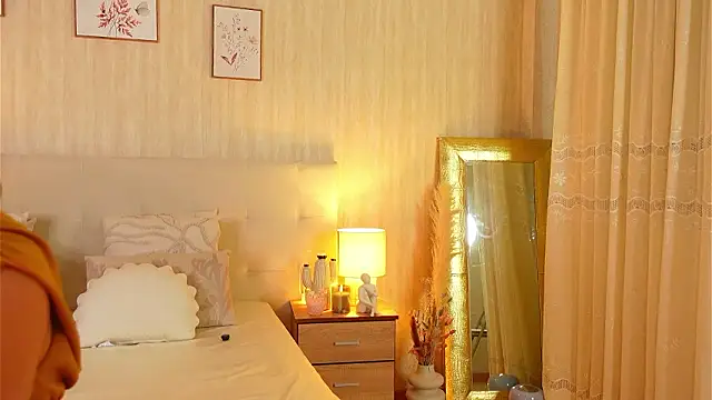 Živý XXX chat ZamphyraNightt