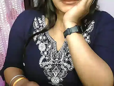 N-Natasha live XXX chat