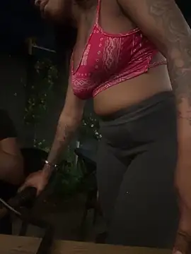 Онлайн чат XXX InkLady444