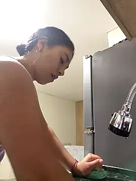 AmberGold-'s Webcam Show