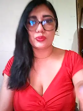 Monse--145 即時 XXX 聊天