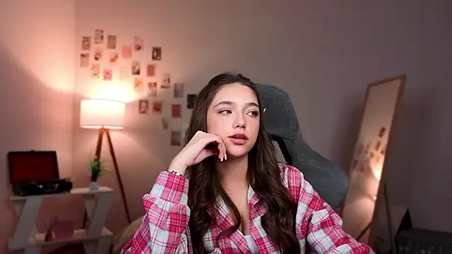 Vexorine Chat XXX in diretta