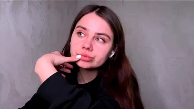 Онлайн чат XXX MiloyNoir