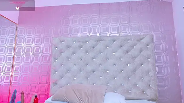 Derieri_D লাইভ XXX চ্যাট