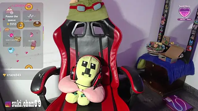 Sukychan_ élő XXX-chatje