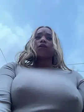 AriVelvet: απευθείας συνομιλία ΧΧΧ