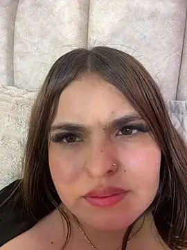 AlinnaJohnson Obrolan Langsung XXX