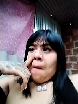 Luna_bigtitss777 Obrolan Langsung XXX