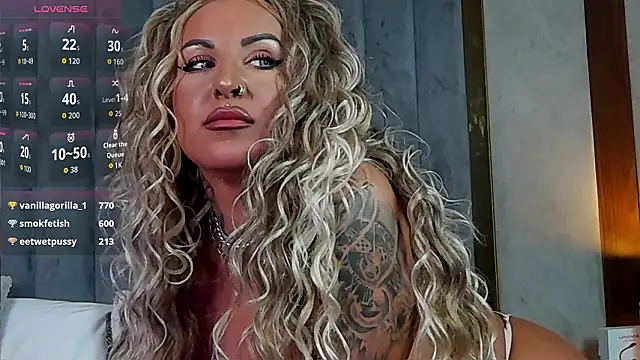 Sierra_Quinn 即時 XXX 聊天