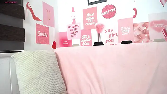 Lili_mdls Chat XXX in diretta