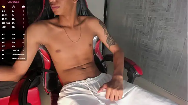 _erick_j's Live XXX Chat