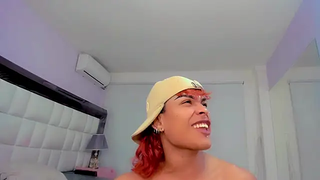 دردشة party_star_ts الجنسية المباشرة