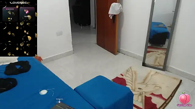 Онлайн чат XXX Laura_fox1